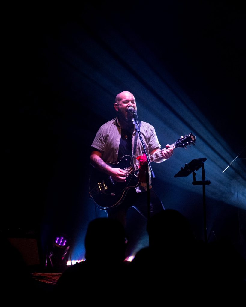 Fotografia de espetáculo da banda PAMA.